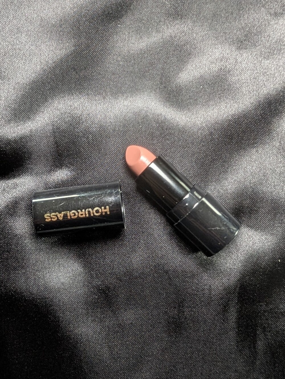 Mini Size Hourglass Lipstick in Grace